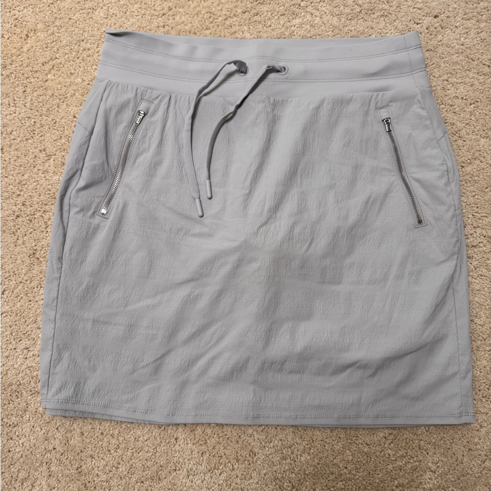 Atheta skort size 8T